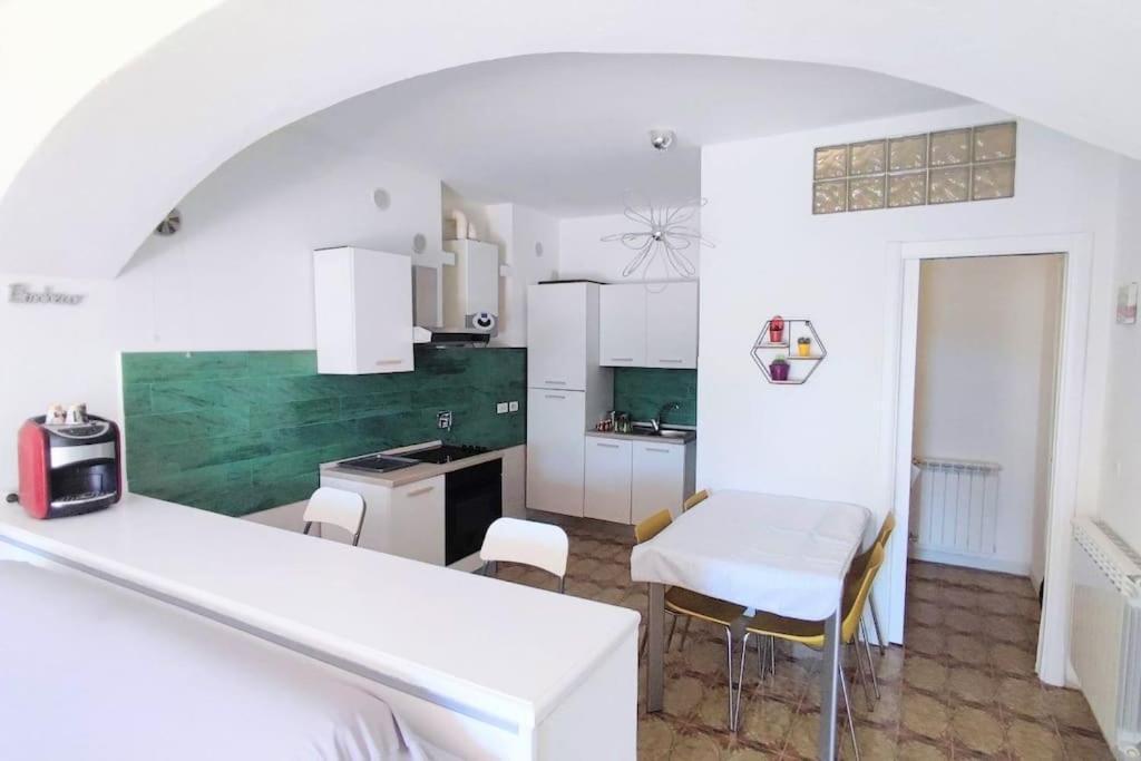 Casa Arcobaleno - Giardino E Parcheggio Gratuito * La Spezia